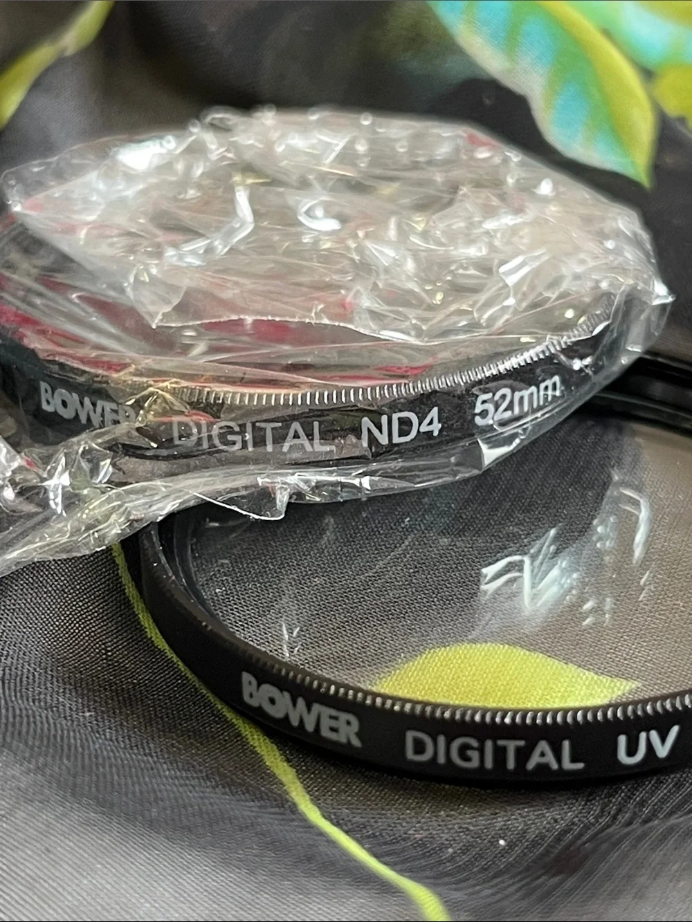 Camera Lens Circular Polarizer Filter with Black Carrying Case